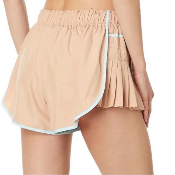 Free People Movement Easy Tiger Athletic Shorts Size SM Rose Gold $48 Retail NWT - Picture 3 of 9